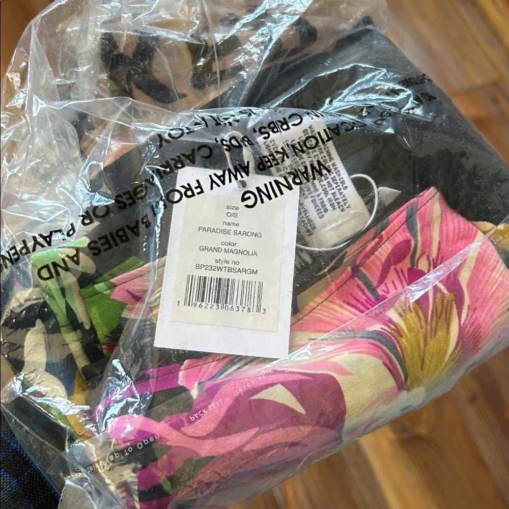 $148 Walter Baker Corsica Sarong in Grand Magnolia O/S NWT